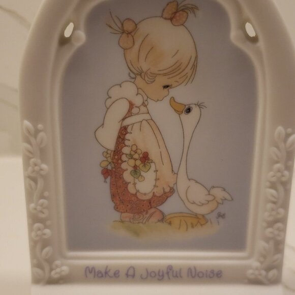 Vintage ENESCO Precious Moments 'Make a Joyful Noise' plaque 5.25" x 3.25" - Picture 2 of 6